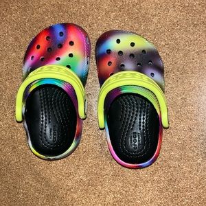 Toddler crocs